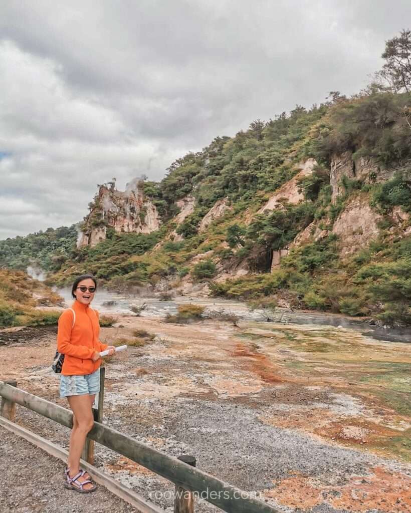 Waimangu Volcanic Valley, Rotorua, New Zealand - RooWanders