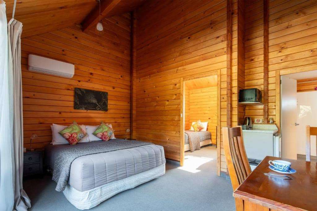 Fox Glacier Lodge booking