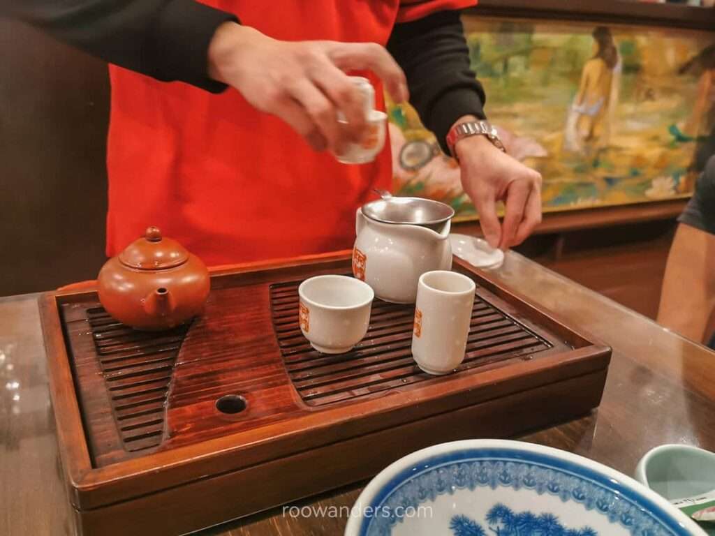 Jiufen 九份, Amei Teahouse 阿妹茶樓 - RooWanders