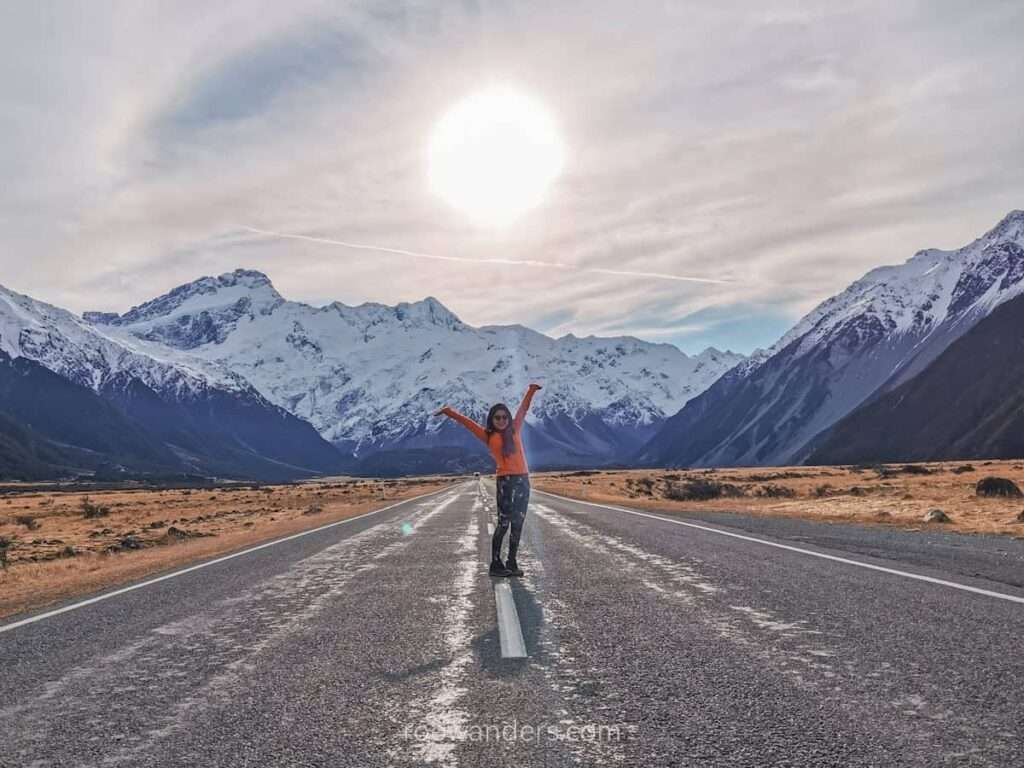 Mt Cook Highway, New Zealand - RooWanders