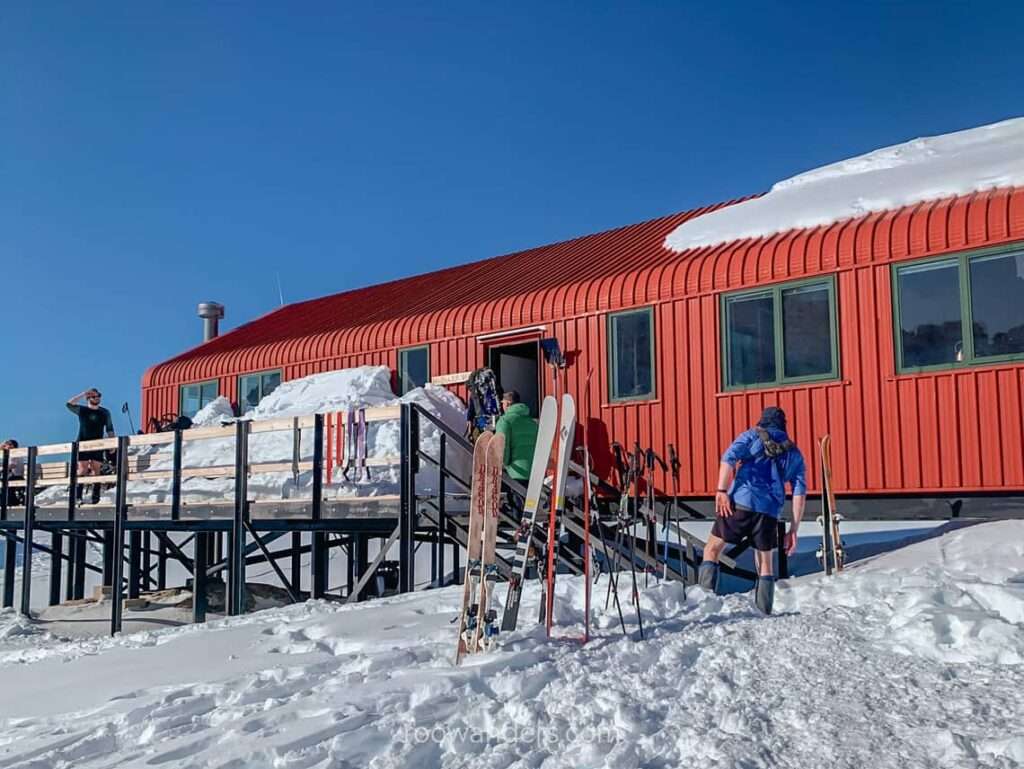 Mueller Hut - RooWanders