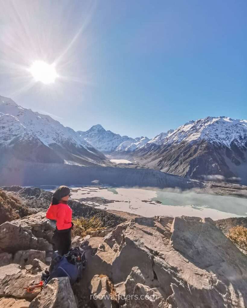 Mueller sealy tarns, New Zealand - RooWanders