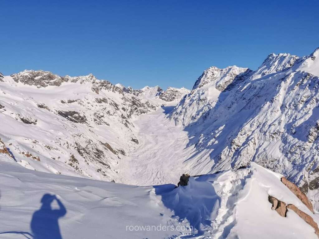 Mueller Hut, New Zealand - RooWanders