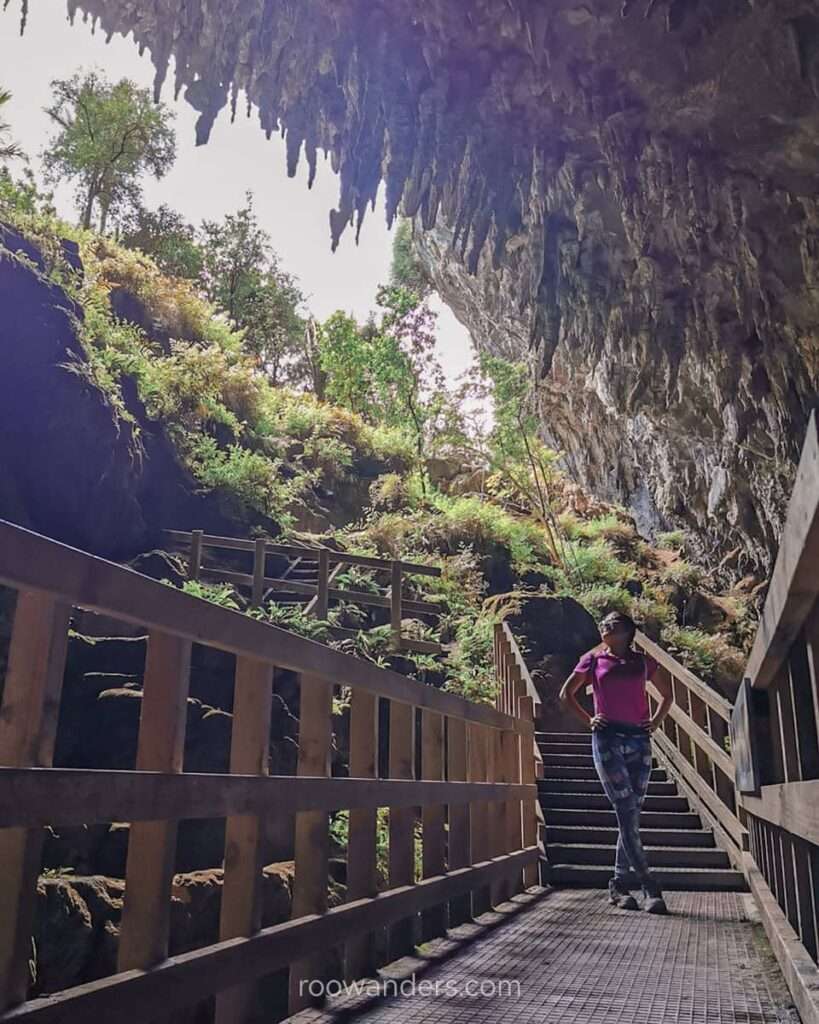 Rawhiti Caves, New Zealand - RooWanders