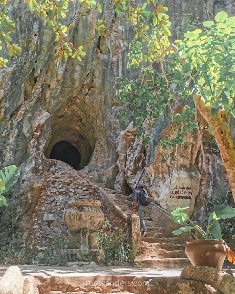 Marble Mountains, Linh Nham Cave, Vietnam - RooWanders